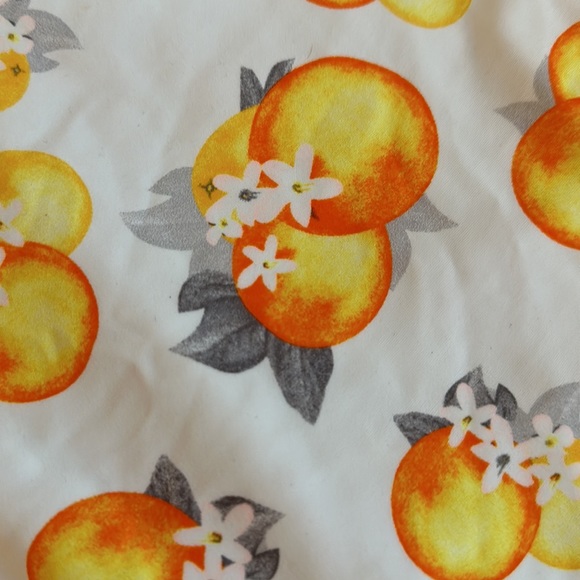 Cupshe swimsuit - Picture 3 of 3